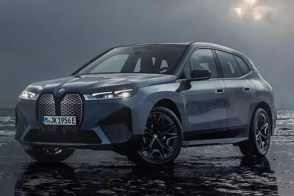 Top 8 Electric Cars with Advanced Features in Their Mobile Apps for Seamless Driving Experience