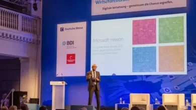 CEO Microsoft Urges Society to Change Perspective for a Brighter Digital Future