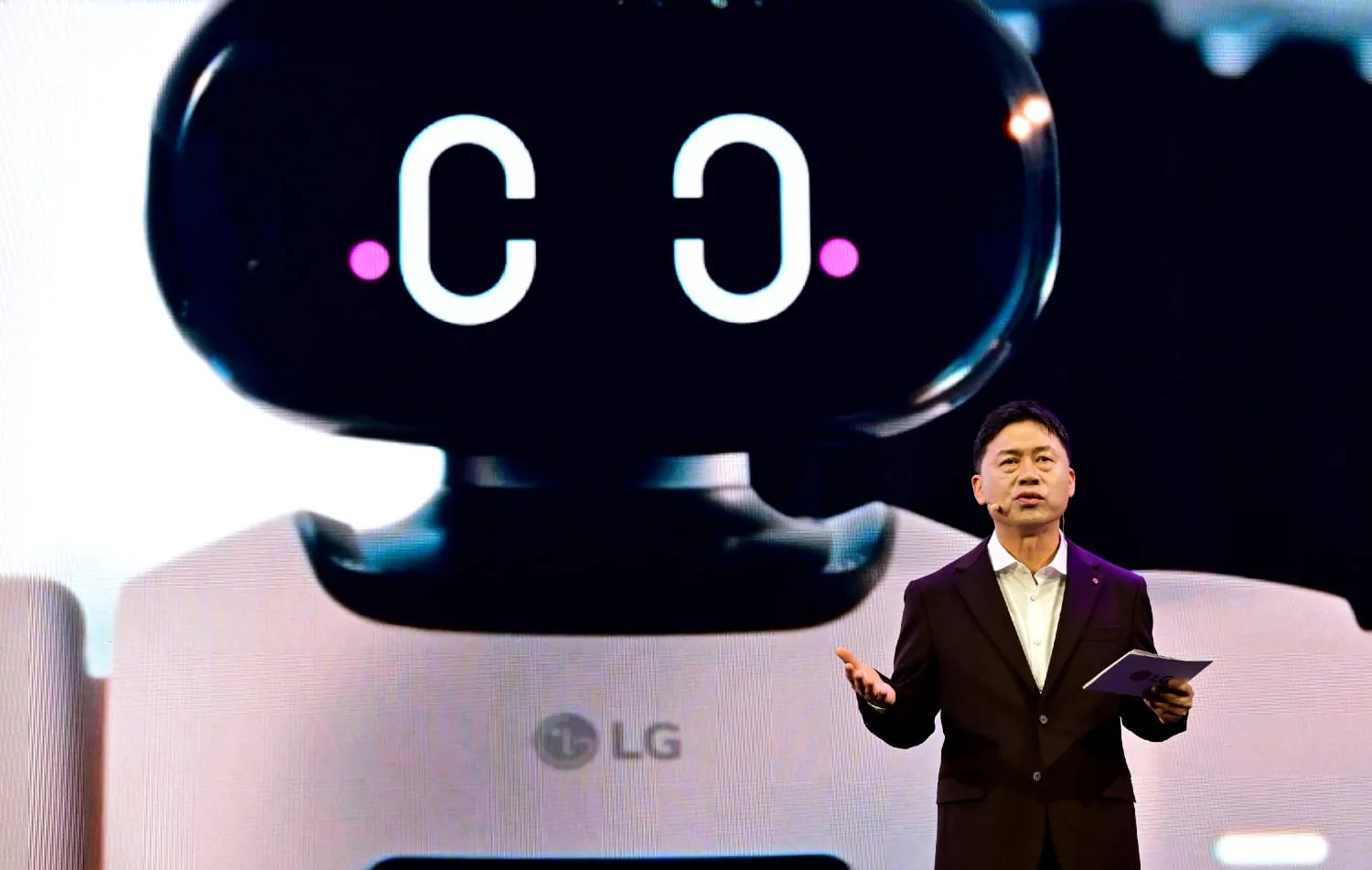 How LG Showcases “AI In Action” to Revolutionize Tech at a Major Global Event