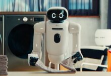 LG CLOiD: AI Home Robot That Cooks, Washes, and Folds Clothes Automatically