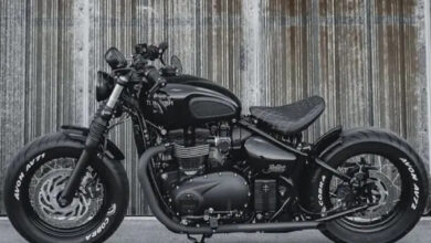 Low Seating Position of Bonneville Bobber Creates Relaxed Riding Rhythm on Cruiser Bikes