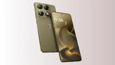 Motorola Signature Launches with 165Hz Display and Snapdragon 8 Gen 5 Chipset