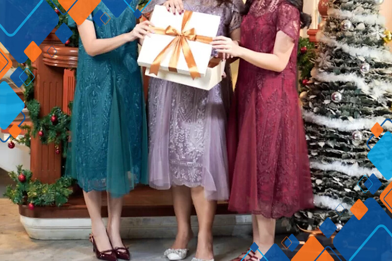 Top 10 Stylish and Stunning Christmas Outfit Ideas for Women to Shine This Holiday Season