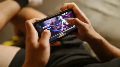 Top Mobile Phones for the Ultimate Gaming Experience: Speed, Display & Battery Tested