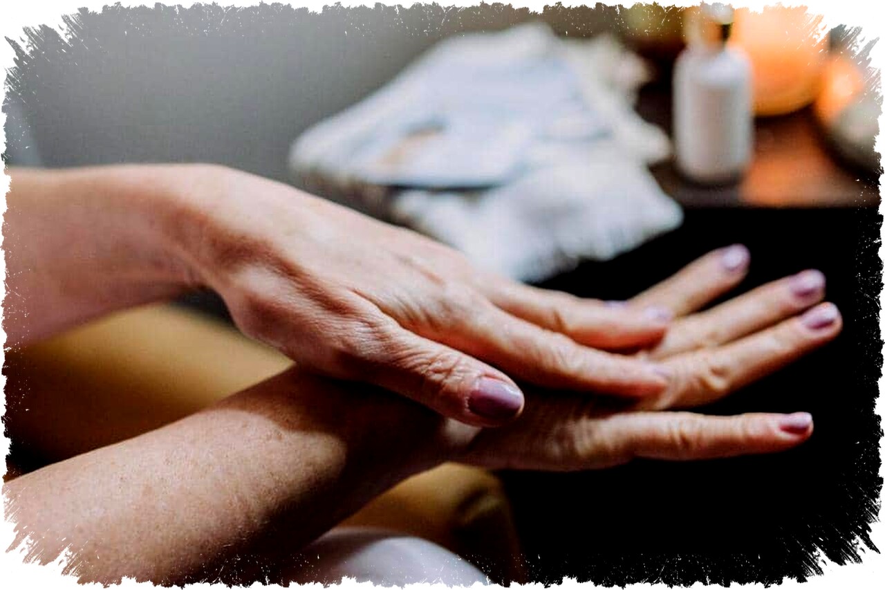 10 Best Handbody Lotions to Soothe and Hydrate Dry, Itchy, and Flaky Skin Effectively