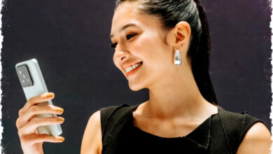 Search Interest Soars 1,150 Percent Revealing Why High-Performance Compact Phones Are Redefining Mobile Use