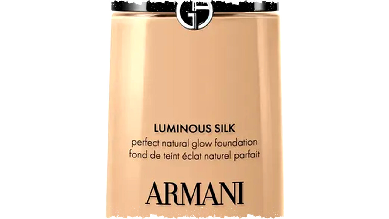 Top 5 High-End Foundations Perfect for Beginners: Easy-to-Use & Flawless Coverage Choices