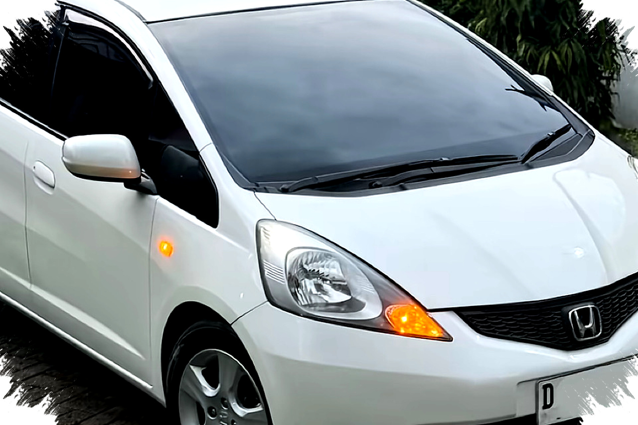 Honda Jazz GE8 Design Endures With Compact Sportiness, Why This Second Gen Still Feels Timeless