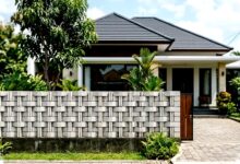 Hebel Fences To Minimalist Canopies, The Front Of The House Now Matters More