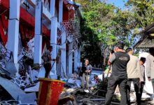 Indonesia Lifts Tsunami Alert After 7.4 Quake, One Dead As Panic Spreads