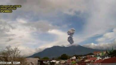 Gunung Marapi Kembali Erupsi, Muntahkan Abu Vulkanik Lebih Tinggi Dari Sebelumnya
