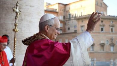 Paus Leo XIV Soroti Dampak Negatif Teknologi, Serukan Persatuan Global