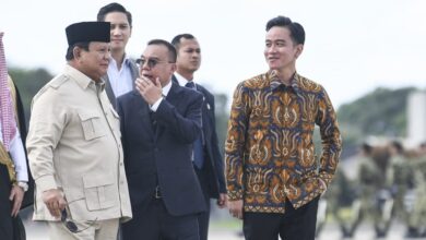 2 Menit Percakapan Rahasia Prabowo – Dasco Sebelum Terbang: Apa yang Dititipkan?