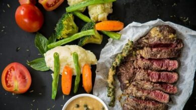 7 Mitos Protein: Benarkah Lansia Dilarang Konsumsi Banyak Protein?