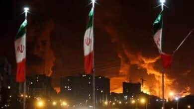 Israel Serang Kembali Gaza Pakai Tank, 65 Orang Tewas dalam Serangan