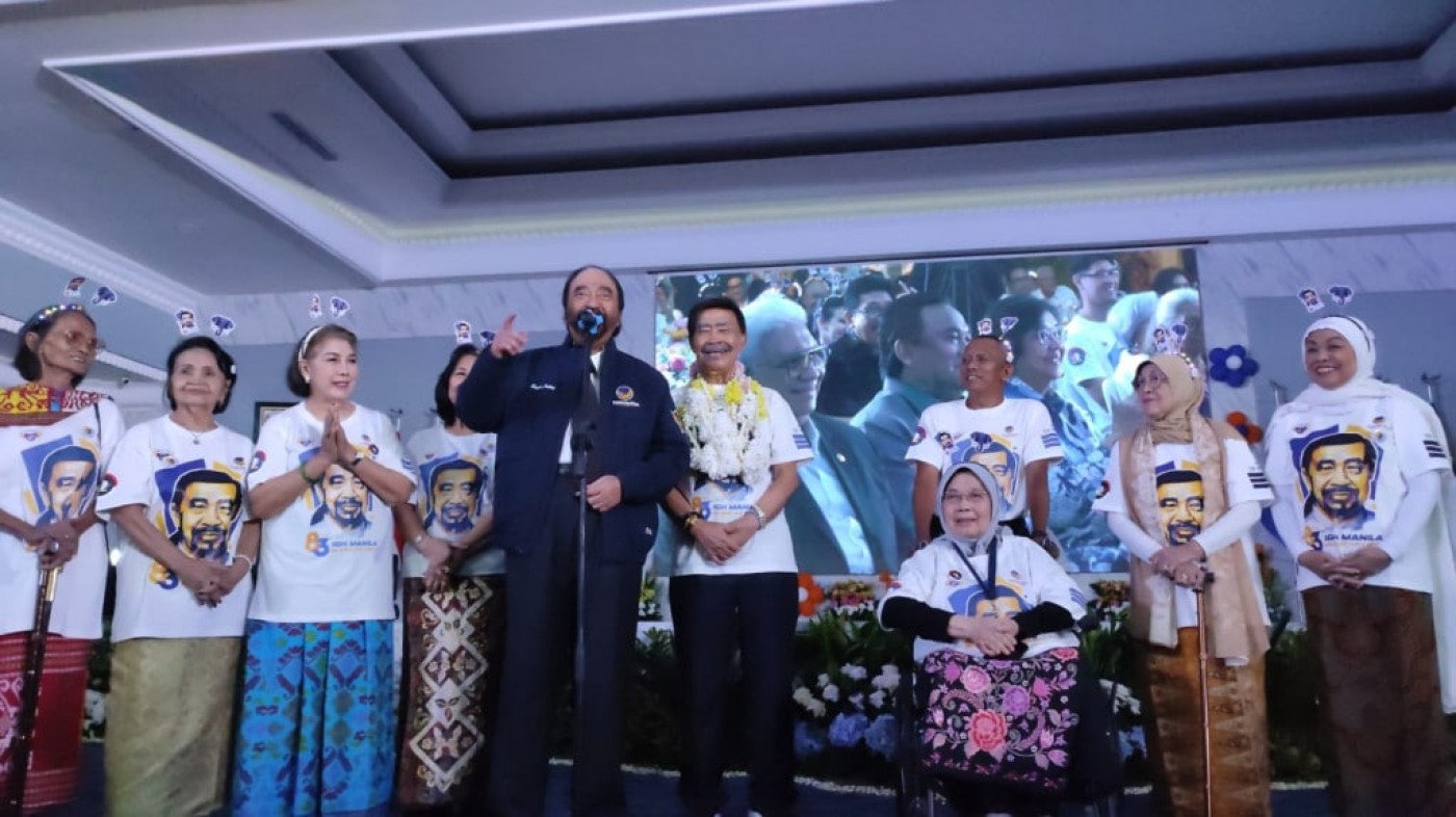 Surya Paloh dan Legenda Timnas Hadiri Ulang Tahun IGK Manila Bersama Jakmania