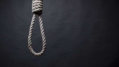 5 Fakta Penjual Gorengan Bunuh Diri di Toilet Minimarket Depok, Viral!