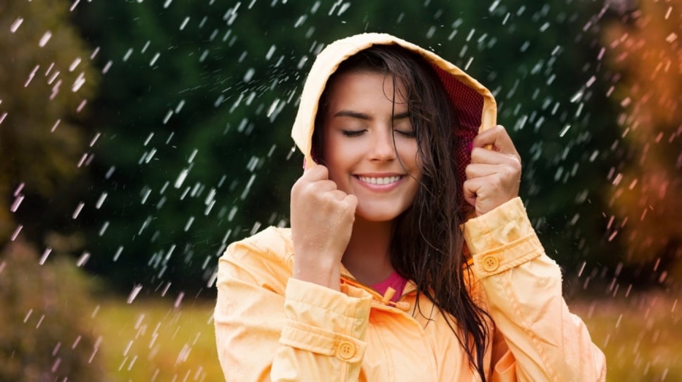 7 Rekomendasi Parfum Wangi Hangat dan Tahan Lama untuk Musim Hujan 2025