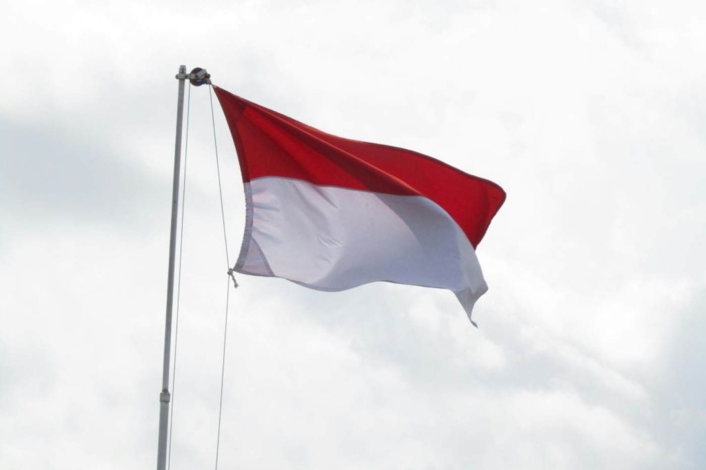 Berapa Tinggi Tiang Bendera Ideal untuk 17 Agustus? Ini Panduannya!