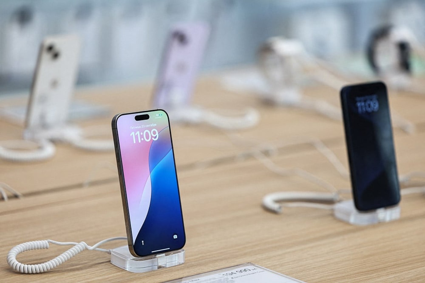 Harga Terbaru iPhone 12 hingga 16 Turun Lebih dari Rp1 Juta Agustus 2025