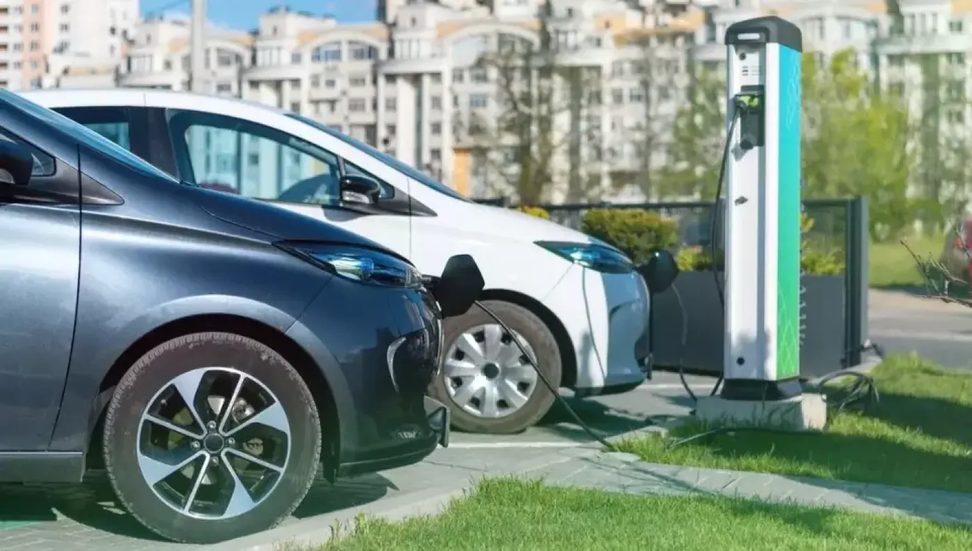 Konsumen Berebut Beli Mobil Listrik Jelang Akhir Insentif Pajak Tahun Ini