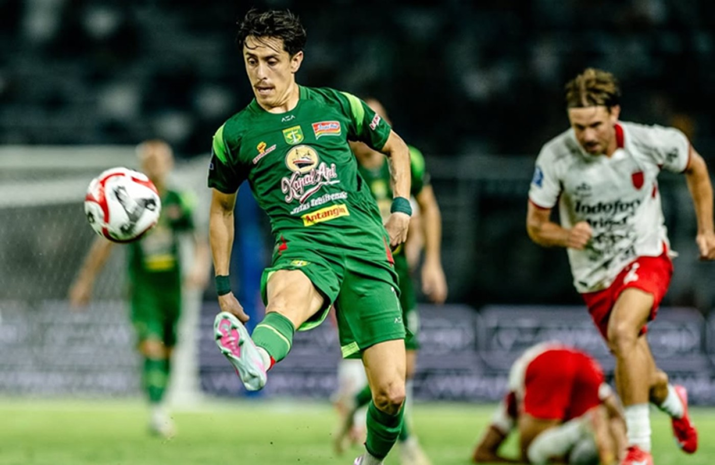 Persebaya Libas Bali United 5-2, Edu Perez Puji Mental Baja Pemain