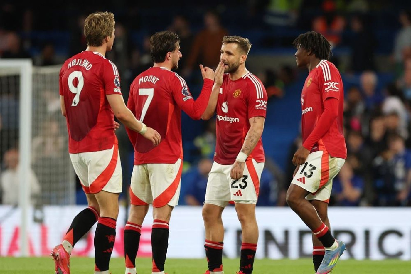 Prediksi Skor Manchester United vs Arsenal: Head to Head & Susunan Pemain Lengkap