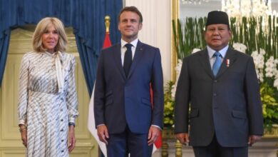 Presiden Prancis Gugat Influencer Amerika soal Tuduhan Brigitte Terlahir Laki-laki