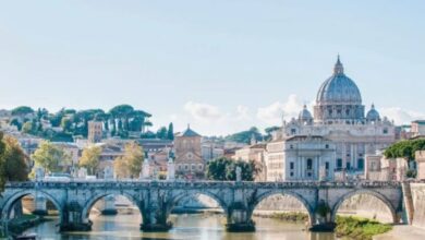 Vatikan Siap Jadi Negara Netral Karbon Pertama Lewat Proyek Energi Surya