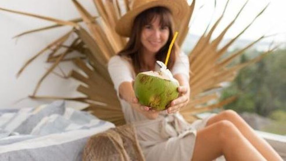 4 Alasan Air Kelapa Jadi Minuman Hidrasi Terbaik yang Wajib Kamu Coba! 4 Alasan Air Kelapa Jadi Minuman Hidrasi Terbaik yang Wajib Kamu Coba!