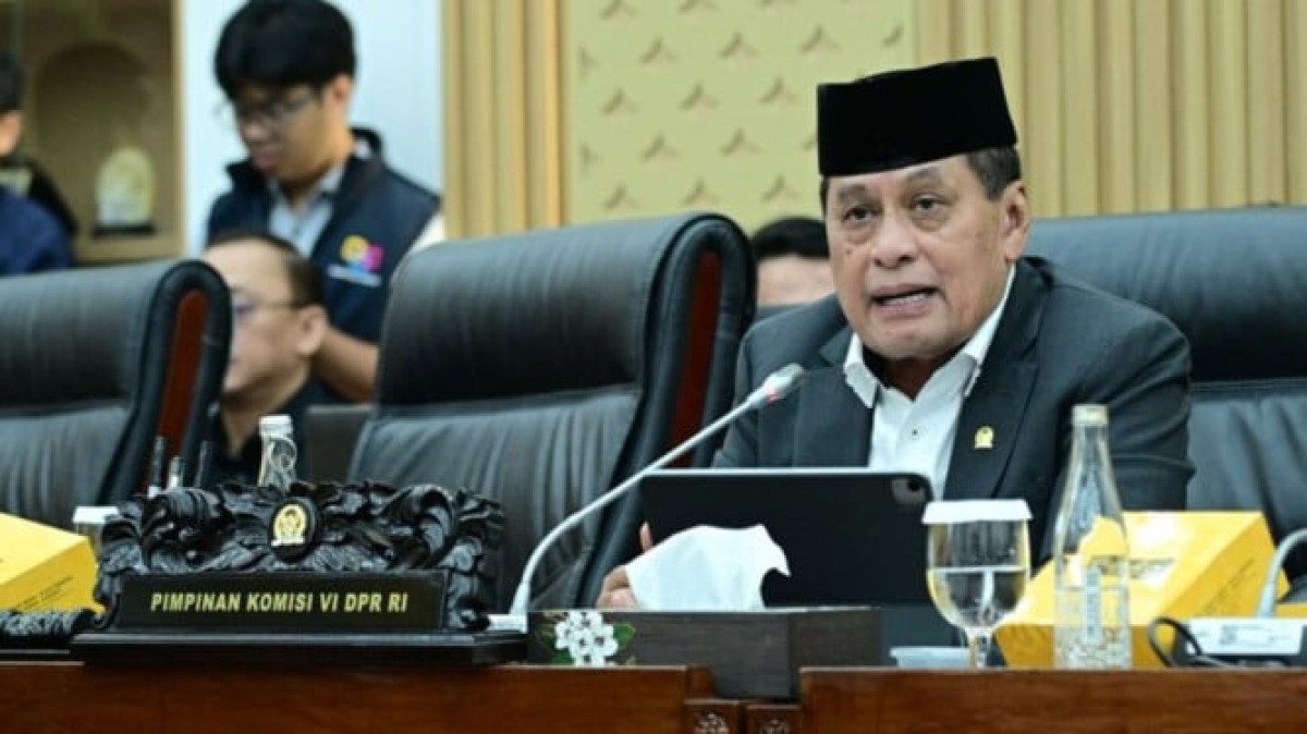 8 Catatan Kritis DPR untuk Menteri Koperasi Ferry Juliantono: Evaluasi dan Rekomendasi