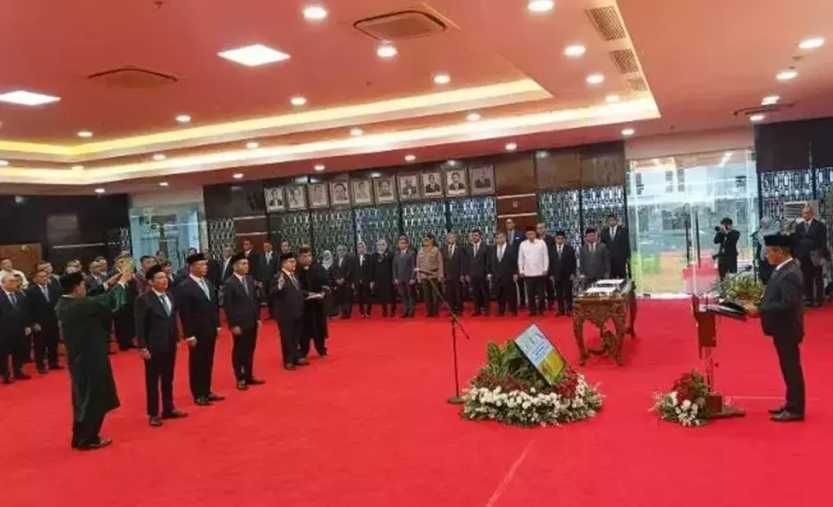 Bahlil Lantik Sekjen dan Irjen Baru Kementerian ESDM, Perkuat Tata Kelola