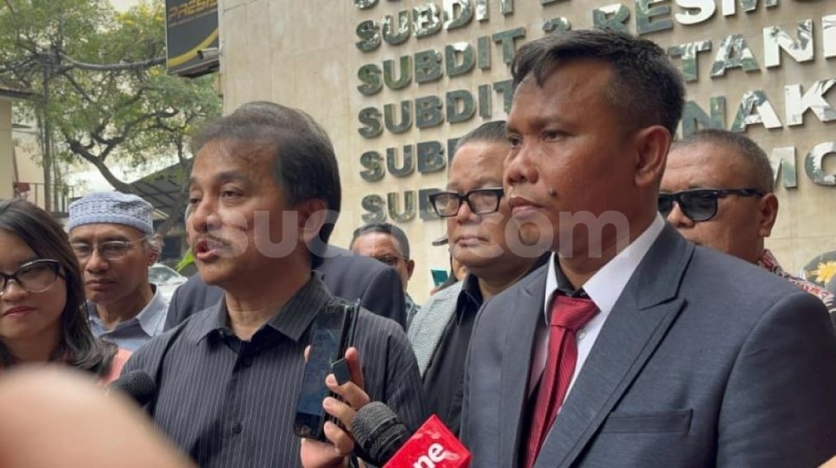 Ditunjuk Jadi Ahli, Roy Suryo Siapkan Data Akun Fufufafa Dukung Pemakzulan Gibran Ditunjuk Jadi Ahli, Roy Suryo Siapkan Data Akun Fufufafa Dukung Pemakzulan Gibran