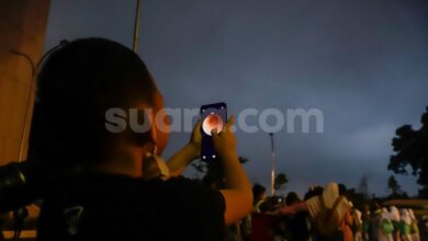 Gerhana Bulan Langka 7 Sept 2025: Jadwal Blood Moon Se-Indonesia WIB-WIT & Cara Lihat