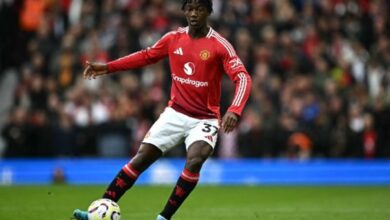 Mainoo Disebut Tak Mau Bersaing di MU, Ini Fakta di Baliknya