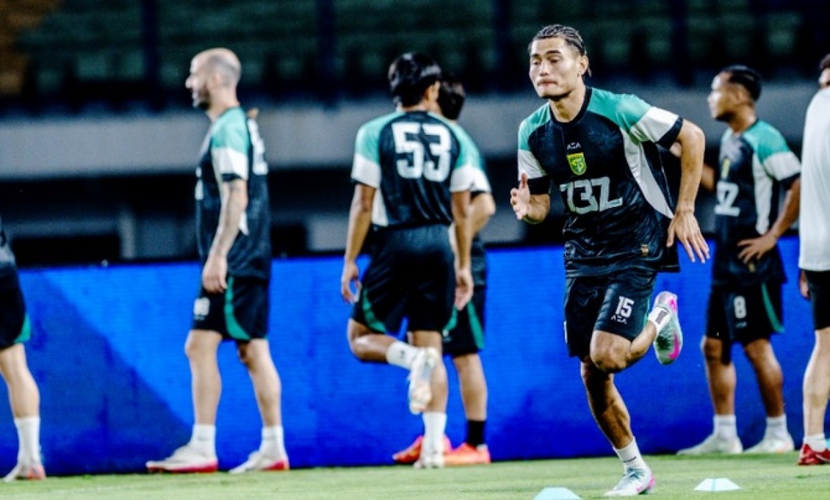 Pelatih Persebaya: Tim Ingin Ubah Statistik Buruk di Bandung pada Liga 2024