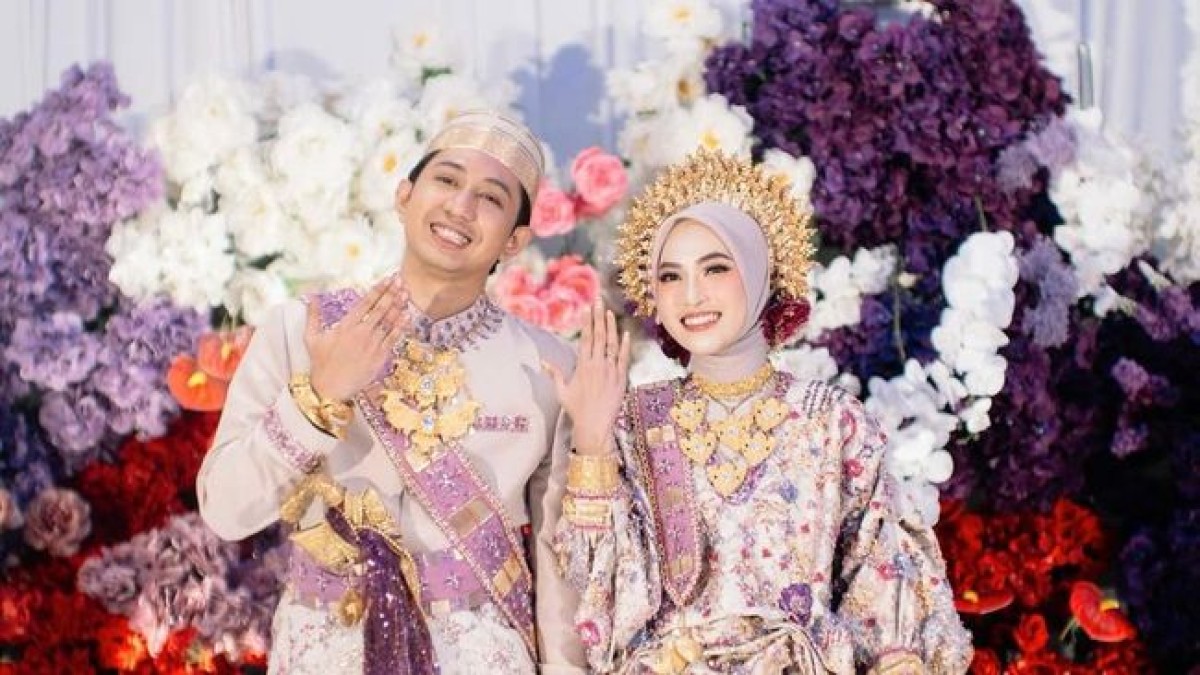 Profil Adam Febrian, Suami Feby Putri: Fakta dan Perjalanan Cinta Terbaru Mereka Profil Adam Febrian, Suami Feby Putri: Fakta dan Perjalanan Cinta Terbaru Mereka
