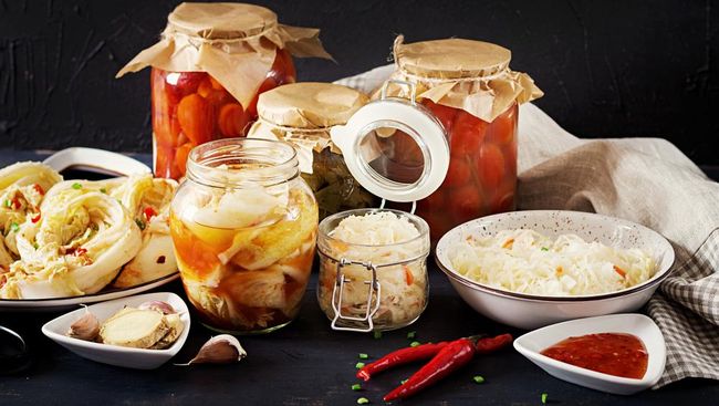 10 Makanan & Minuman Fermentasi Terbaik untuk Usus Sehat, Wajib Coba Sekarang!