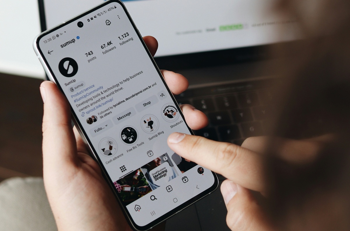 50 Bio IG Second Account Lucu: Ide Kocak Bikin Followers Ketawa Viral