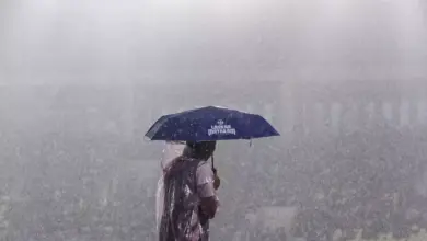 Air Hujan Jakarta Tercemar Mikroplastik, dari Mana Asalnya dan Dampaknya?