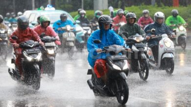 BRIN Temukan Mikroplastik Berbahaya di Air Hujan Jakarta, Ini Dampaknya bagi Tubuh