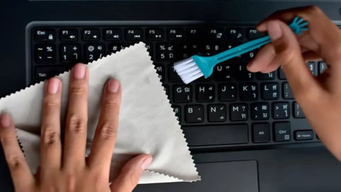 Keyboard Laptop Rusak? Coba 5 Cara Mudah Ini Sebelum ke Servis, Dijamin Bekerja Lagi!