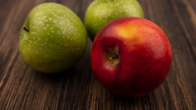 Lebih Sehat Apel Hijau atau Merah? Ini Fakta Nutrisi dan Manfaatnya yang Perlu Anda Tahu
