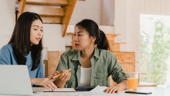 Mengapa Oktober Jadi Bulan Bahasa dan Sastra Indonesia? Fakta Penting yang Jarang Diketahui!