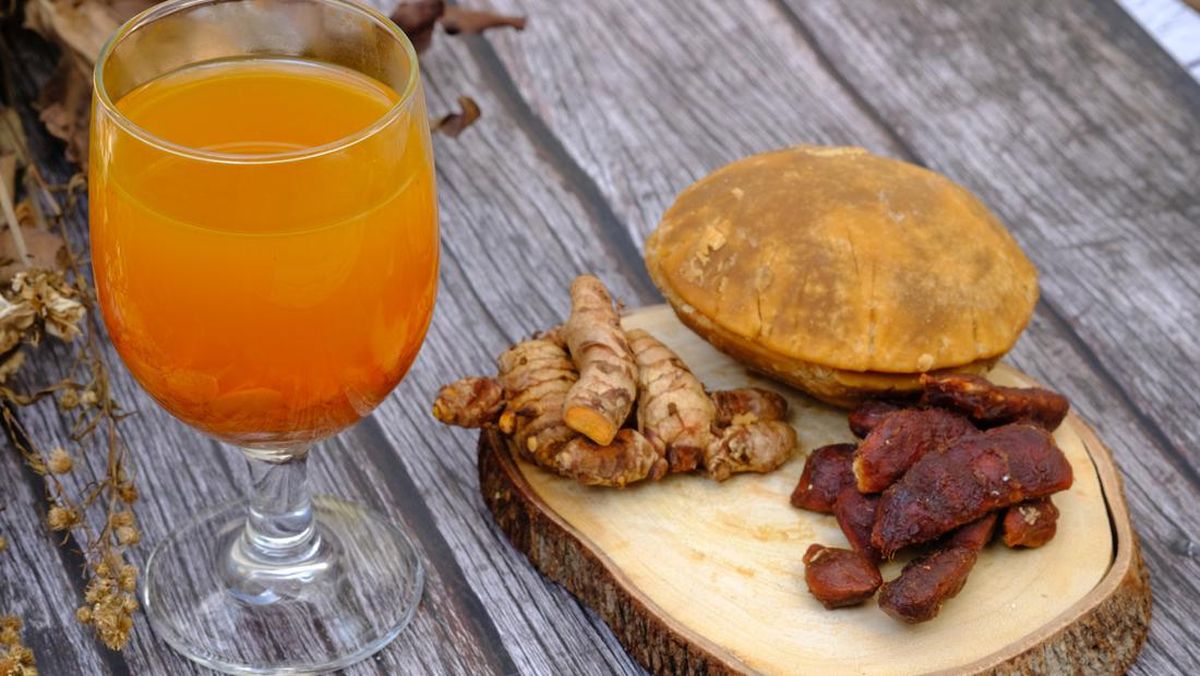 10 Rekomendasi Jamu Kunyit Asam Terbaik untuk Sehat, Segar, dan Bertenaga Setiap Hari