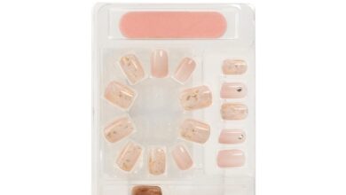 10 Rekomendasi Kuku Palsu Terbaik untuk Nail Art & Pernikahan, Tampil Cantik Instan!