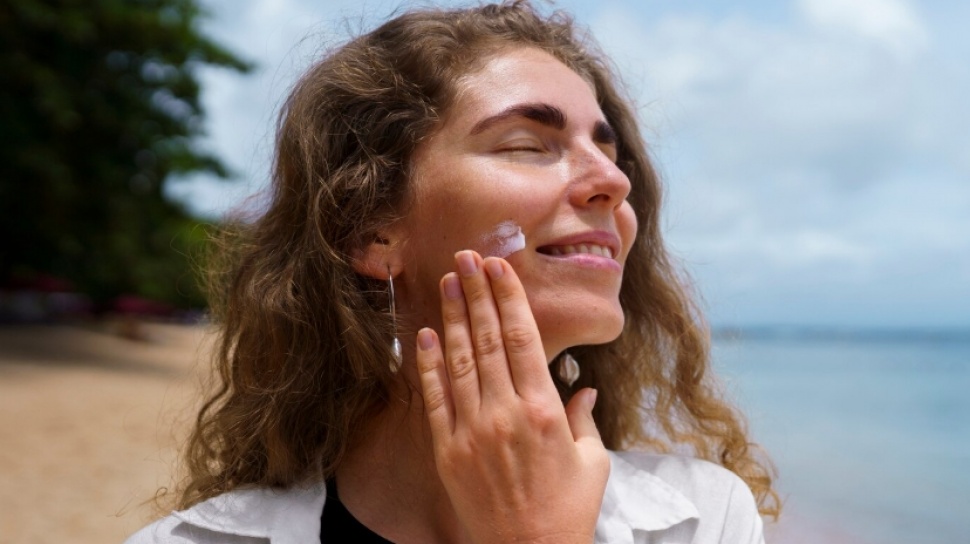 3 Rekomendasi Sunscreen Australia Terbaik untuk Kulit Orang Indonesia Usia 40 Tahun