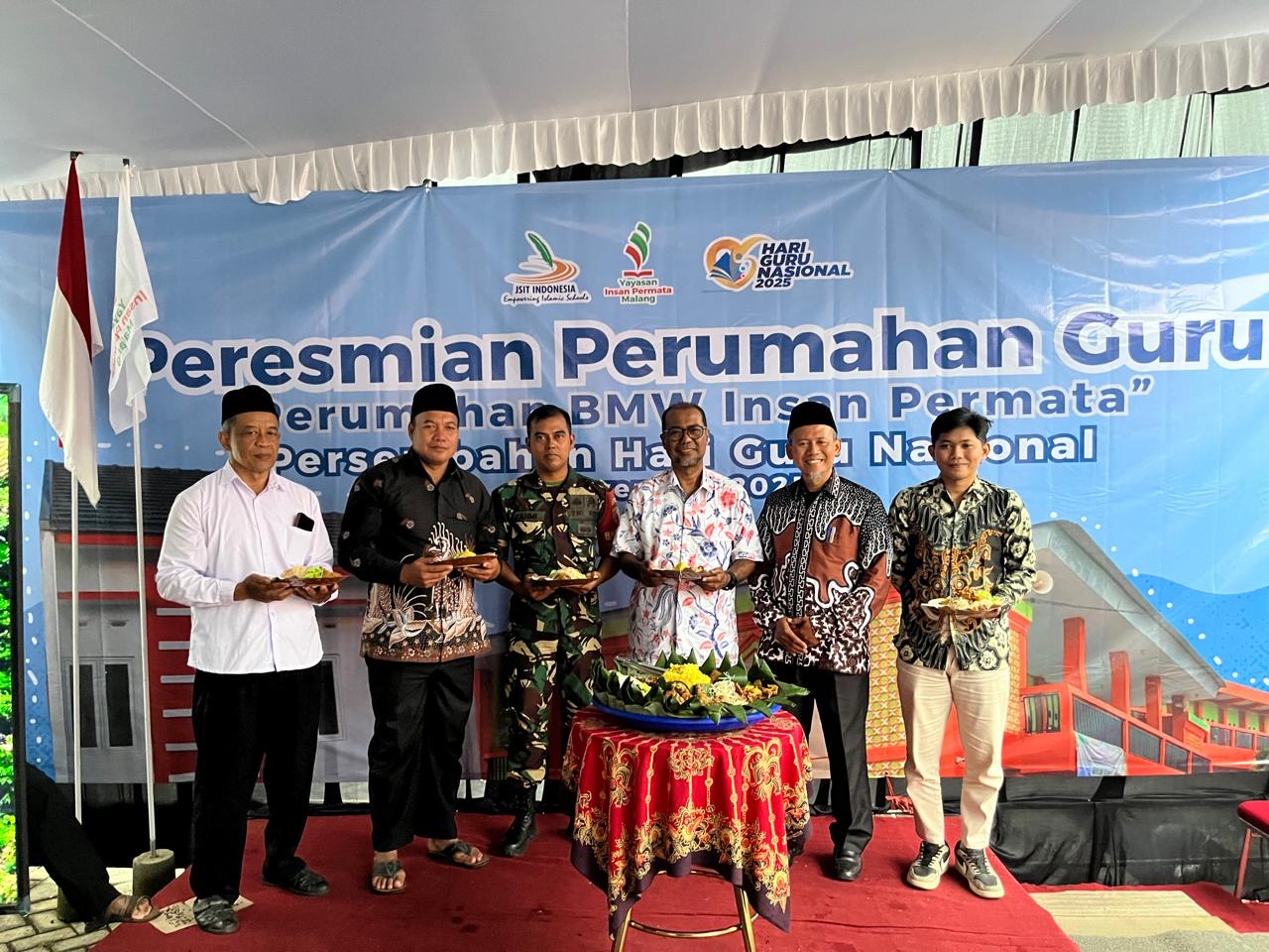 32 Unit Perumahan Guru BMW Insan Permata Resmi Dibuka, Hadiah Spesial di Hari Guru