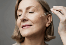 4 Rekomendasi Serum Wardah untuk Usia 50 Tahun ke Atas Beserta Kisaran Harganya