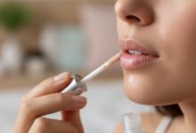 5 Rekomendasi Lipstik Waterproof Terbaik untuk Bibir Hitam, Tahan Lama dan Anti Luntur